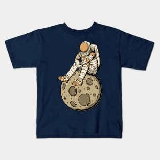 Astro Relax and Reflect Kids T-Shirt